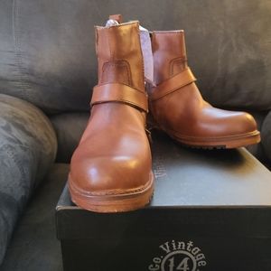 Brand new Vintage Foundry Morgan boot 7.5